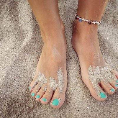 beach feet