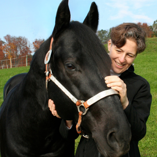 black hickory olena 3183 edit 2025 600x600